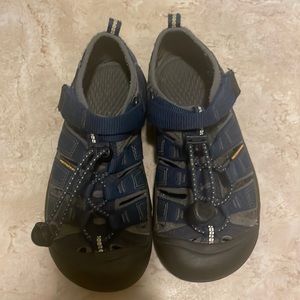 Keen water navy gray size 1